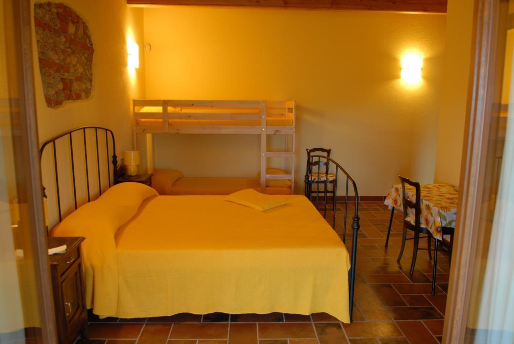 Agriturismo Fior Di Campo โดรเนโร ห้อง รูปภาพ